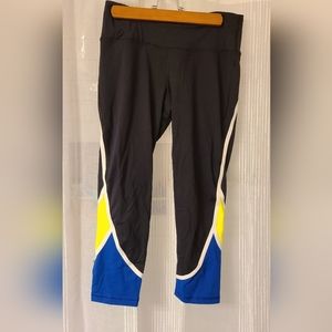 Victoria Secret Sport Crop Yoya Pants Size Medium